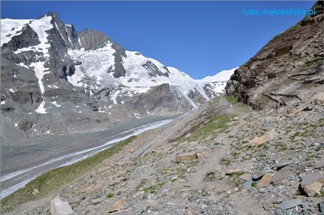 Fuscherkarkopf - ścieżka na zewnątrz tunelu