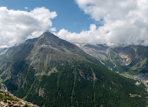Widok z hotelu Do Campe